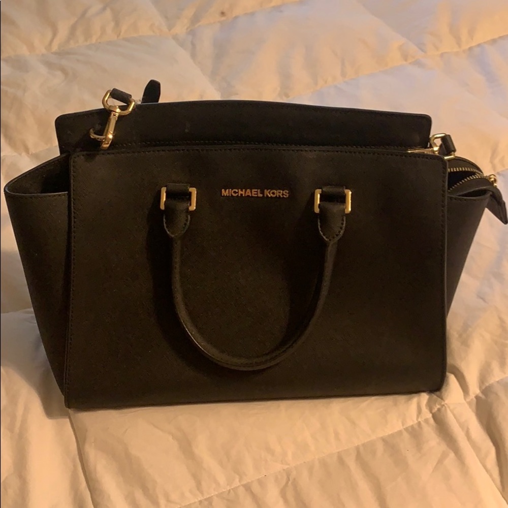 MK purse